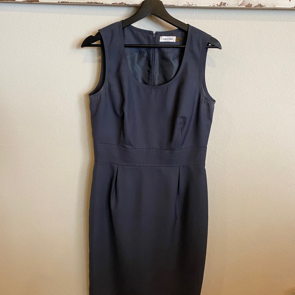 Lined gray Calvin Klein dress